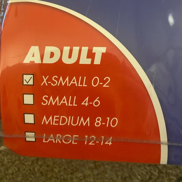 SUPER CUTE cheer costume - Picture 3 of 3